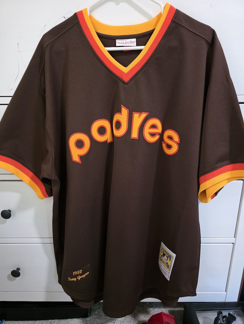 San Diego Padres ♤ 1982 Tony Gwynn #19 Jersey ♤ Mitchell & Ness ♤ Size 52